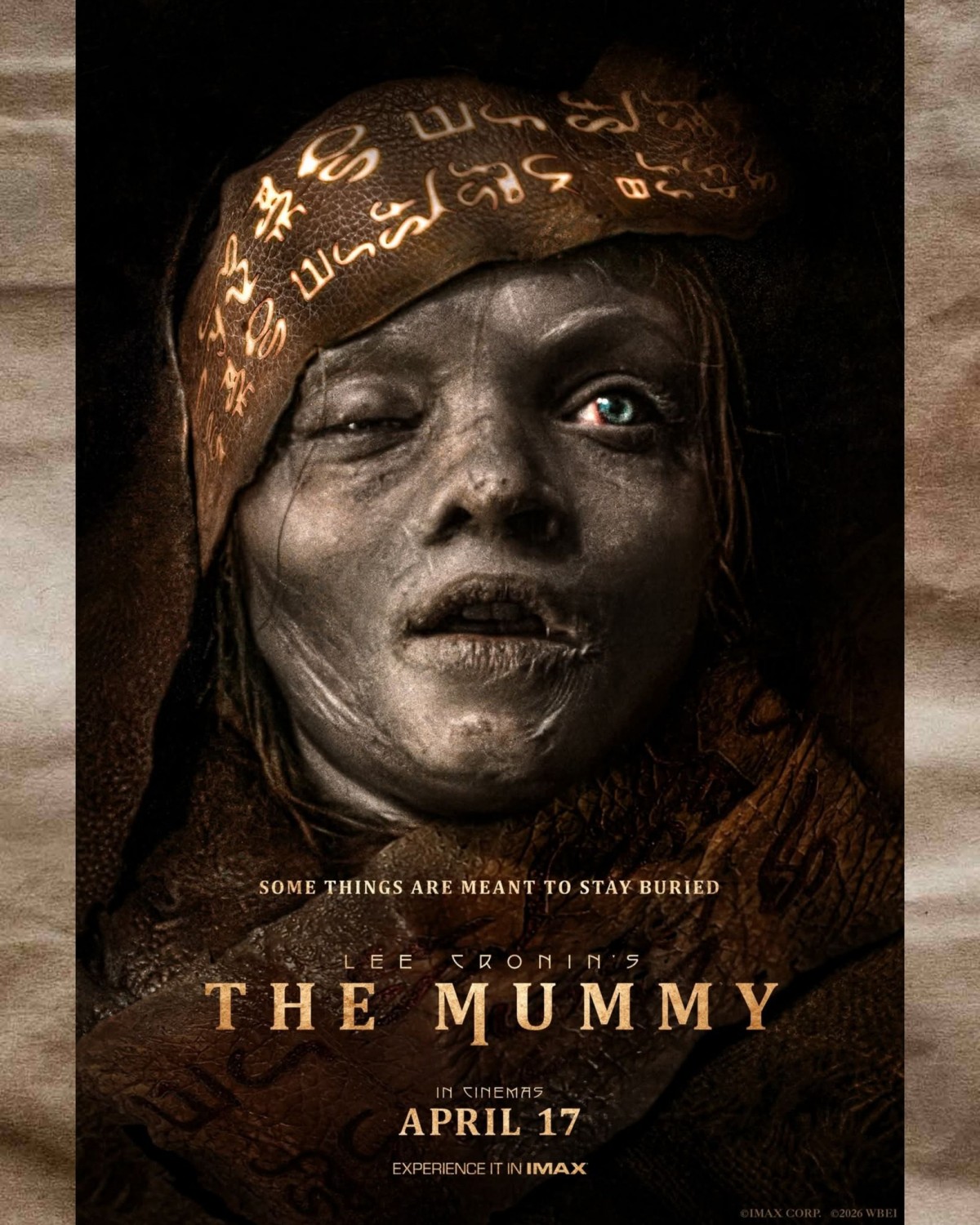 (Review) 'The Mummy': Kinh dị gây tranh cãi với lớp vỏ 'tởm' và lõi cảm xúc gia đình