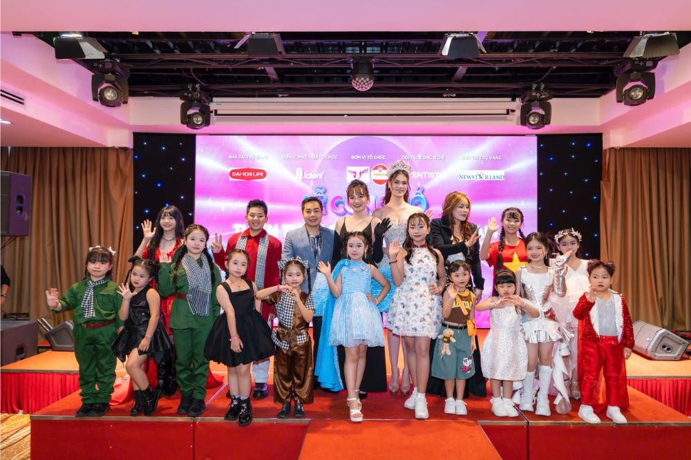 Đương kim 'Miss Charm' Anna Blanco ngồi 'ghế nóng' cuộc thi 'Thiên thần quảng cáo Việt Nam' cùng Hoa hậu Diệu Linh