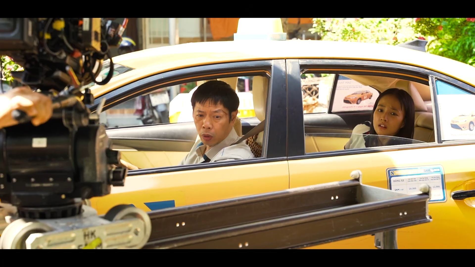 Lộ chiêu trò 'đào lửa' tinh vi của Thái Hòa - Võ Tấn Phát trong phim 'Anh Hùng'