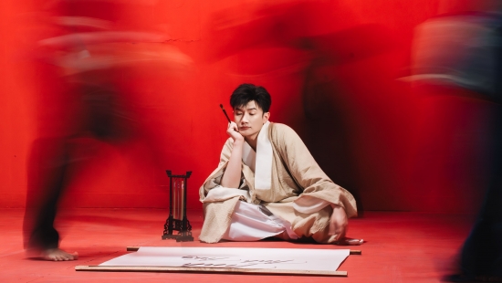 Dược sĩ Tiến gây bất ngờ khi hát OST 'Trùm Sò', mở ra màu sắc mới cho phim Việt