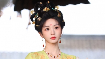 Điền Hi Vi: Thoát khỏi vùng an toàn, kiếm tìm bản sắc