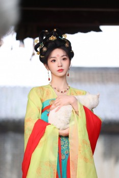 Điền Hi Vi: Thoát khỏi vùng an toàn, kiếm tìm bản sắc