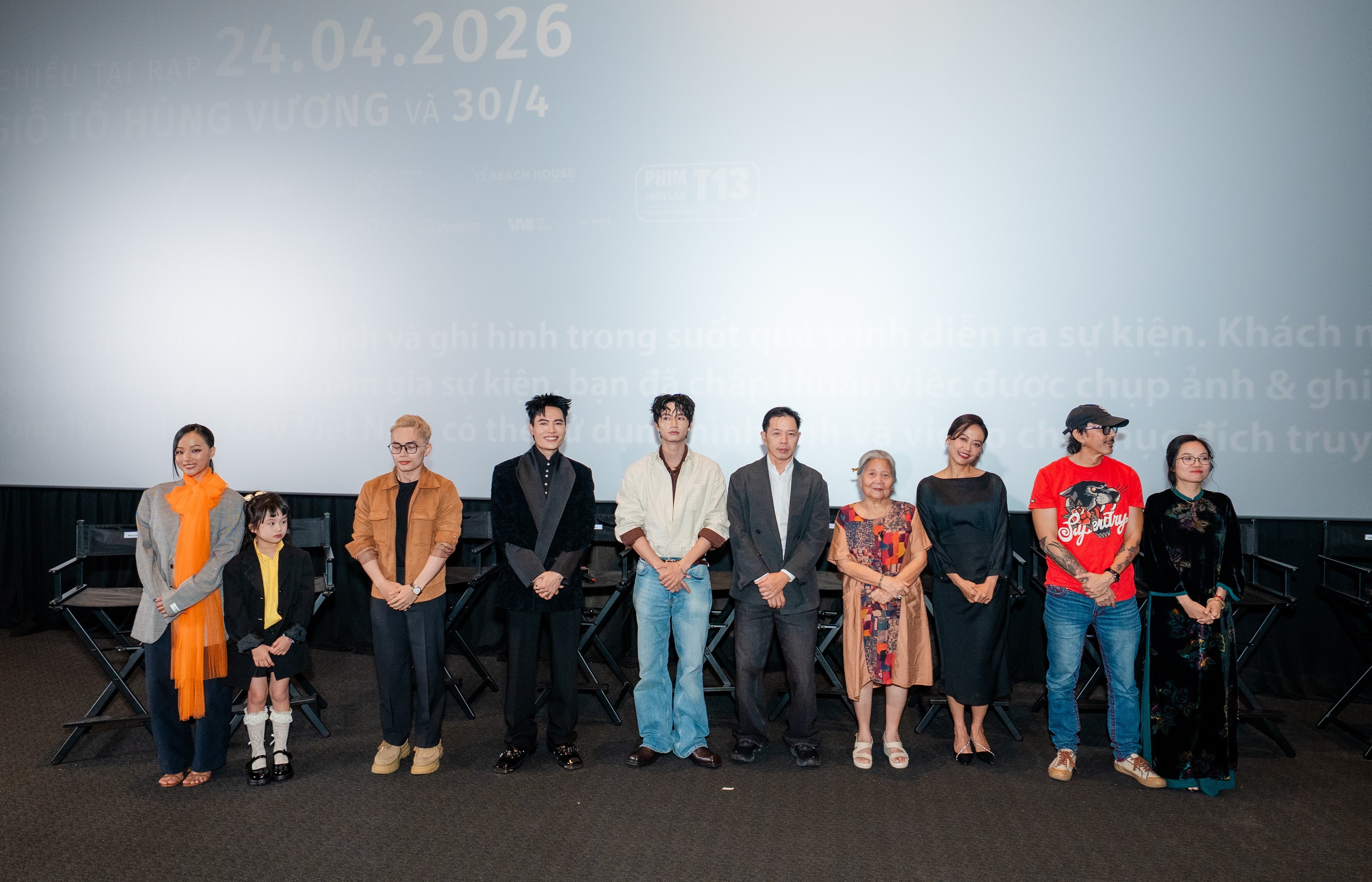 Đạo diễn Võ Thạch Thảo: ‘Hùng giống như một củ hành để bóc từng lớp một’