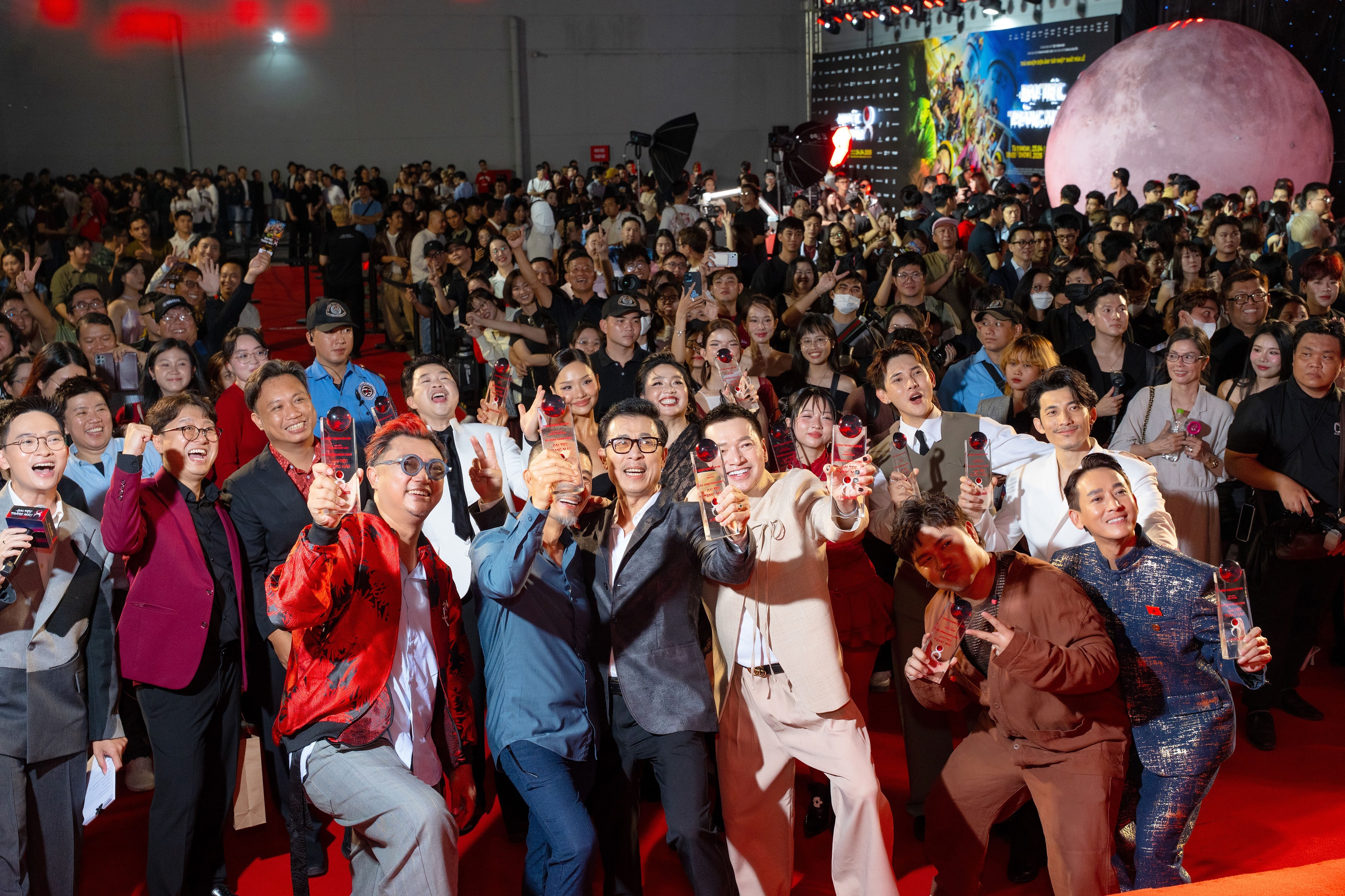 Đạo diễn Phan Gia Nhật Linh: ‘Đại tiệc trăng máu 8' là một trong những phim khó nhất trong sự nghiệp của tôi