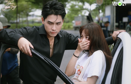 'Vì mẹ anh phán chia tay' đạt 1 tỷ lượt xem, VieON chiếu 4 tập cuối trong 1 đêm
