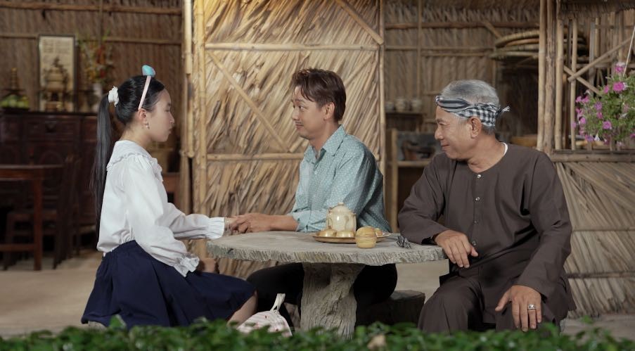 Làm bố đơn thân, Phúc Zelo gặp cảnh éo le khi con gái đến tuổi dậy thì trong 'Cười cùng Bác Ba Phi'