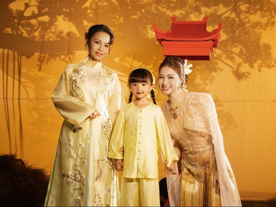 Khán giả 'đứng ngồi không yên' trước MV 'Người Việt mình thương nhau' được thai nghén suốt 6 tháng của Cẩm Ly - Hòa Minzy và con gái Đông Nhi