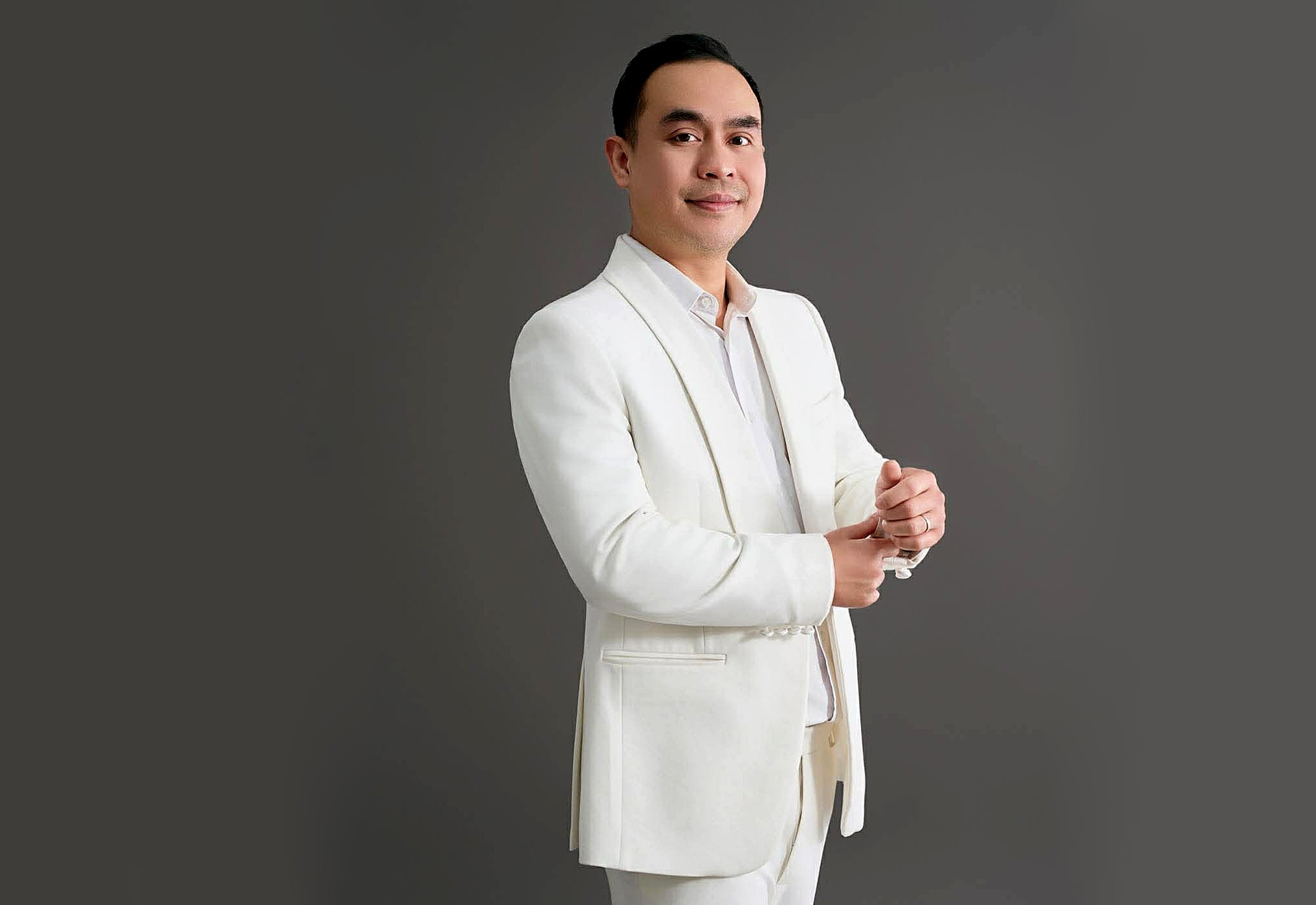 Ca nhạc sĩ Phan Bá Huy tái xuất, tiếp tục khuynh đảo tâm hồn người yêu nhạc bằng những 'giọt nhớ không màu'