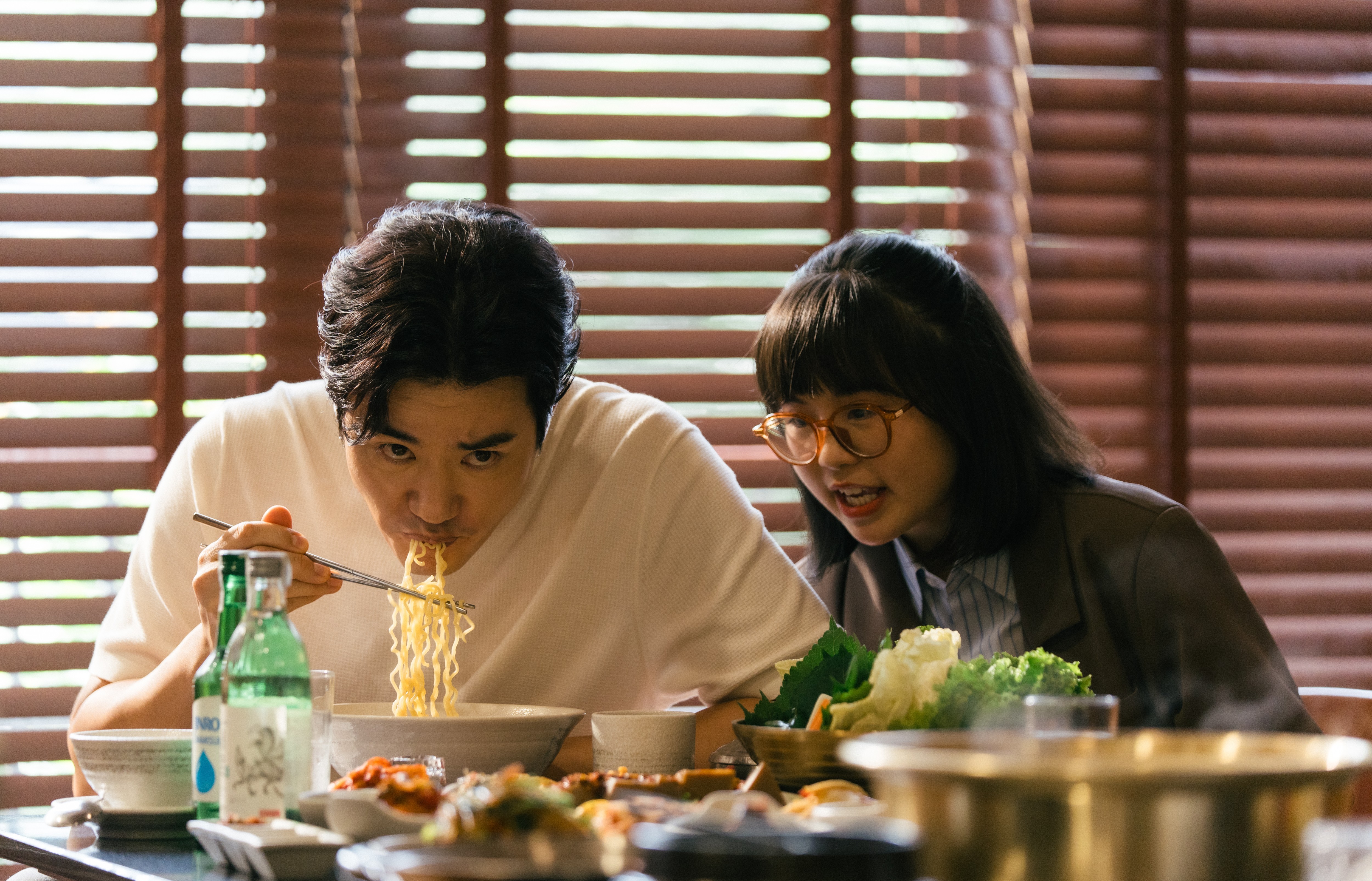 'Đại tiệc trăng máu 8' tung trích đoạn hài hước của siêu sao Hàn Quốc Kim Kang Woo