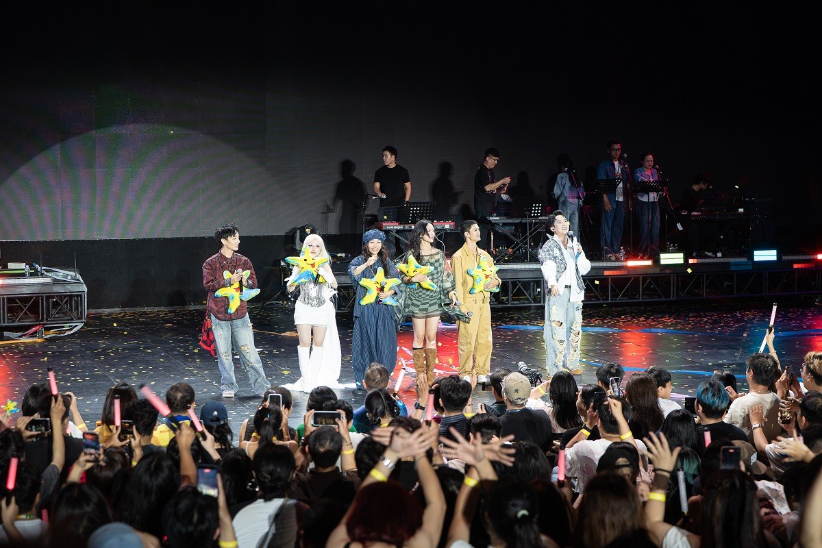 Hơn 3.500 khán giả thăng hoa cảm xúc cùng Hoàng Dũng - Phùng Khánh Linh - Vũ Thanh Vân - Mỹ Anh - Nguyễn Hùng tại 'Sao Concert'