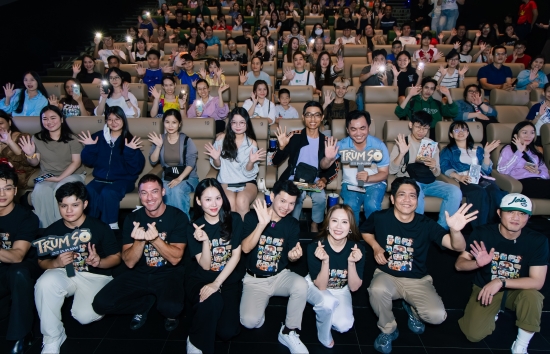 Quý tử điển trai của Đức Thịnh đi đóng phim, bị 'đẩy' lên… nóc nhà ngồi