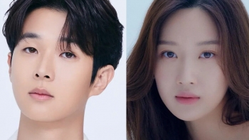 Choi Woo Sik, Moon Ga Young 'ăn gạch' vì nhận phim chuyển thể từ webtoon