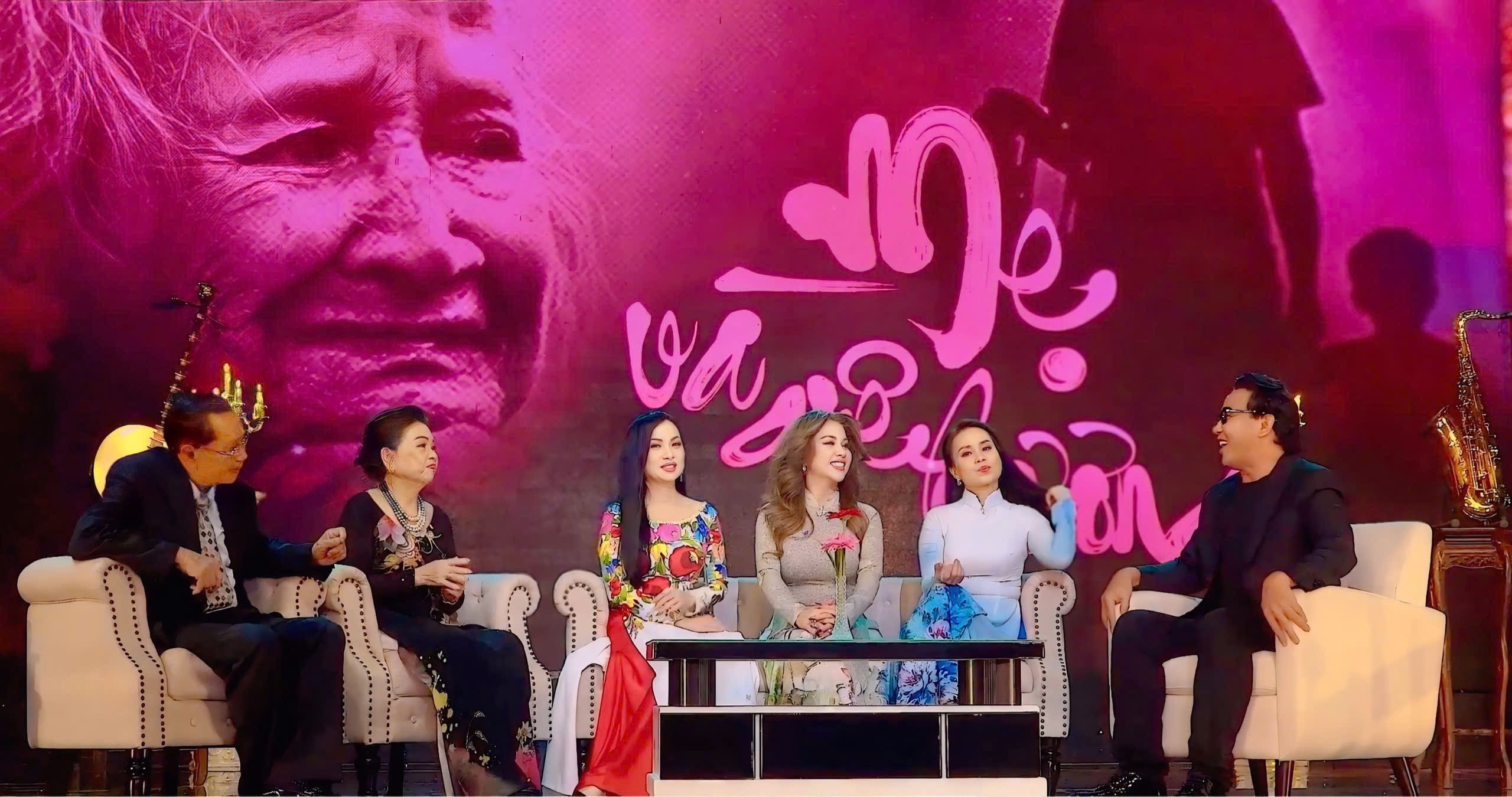 Không phải sân khấu xa hoa, đây là cách Hà Phương khiến khán giả Mỹ rơi nước mắt về tình mẫu tử Việt Nam