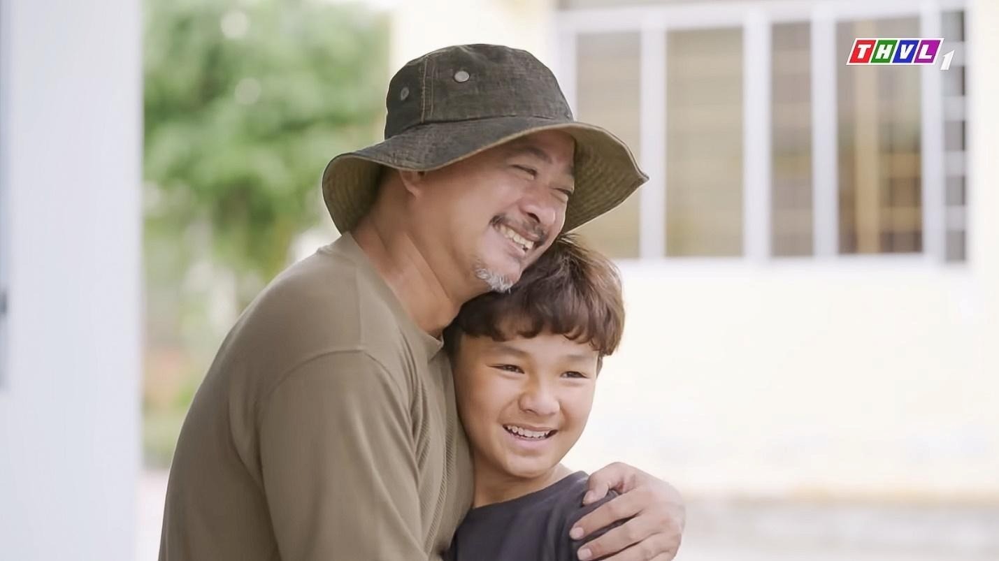 Diễn viên Hoàng Trinh gây xúc động với chuyện tình 50 năm trong 'Chiếc ví'