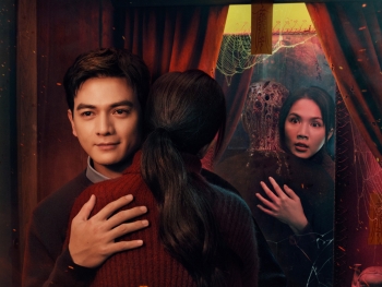 Lê Xuân Tiền vào vai chồng sắp cưới của Ngọc Trinh khổ vì cảnh hôn dưới mưa trong 'Thẩm mỹ viện âm phủ'