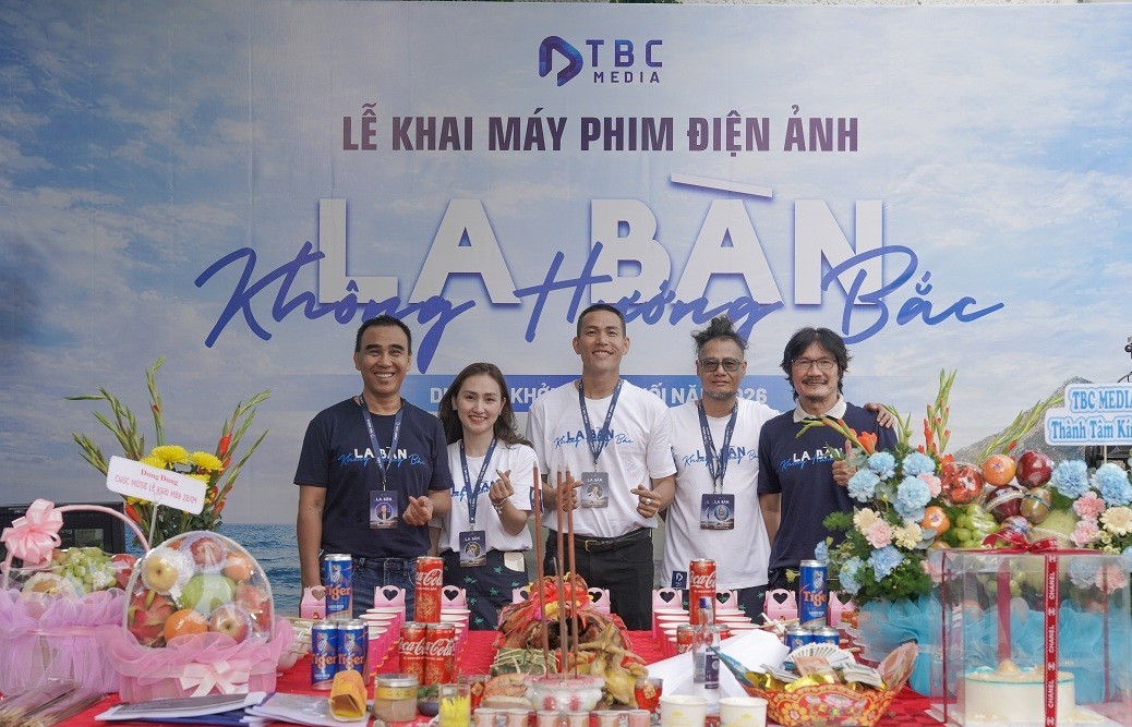 Quách Beem khai máy phim điện ảnh 'La bàn không hướng Bắc' với sự góp mặt của Hoài Linh và Quyền Linh