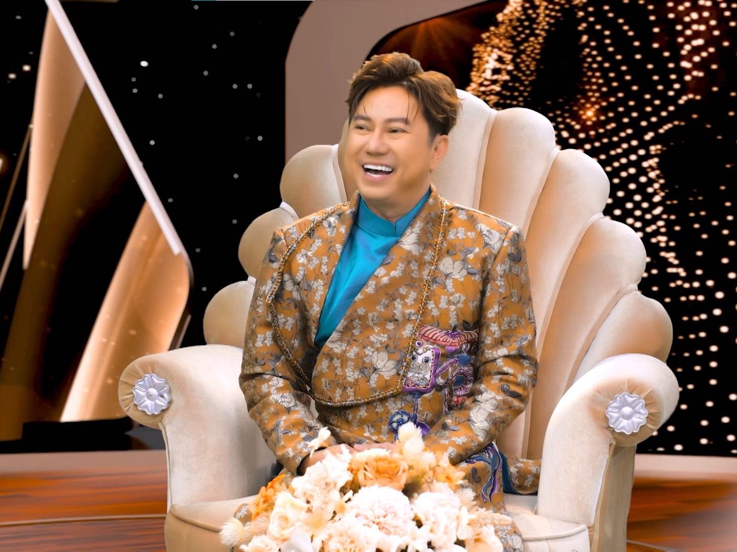 'Dấu ấn tình ca': Quốc Đại bật mí cách hát nhạc quê hương, Vân Khánh nghẹn ngào khi hát về miền Trung