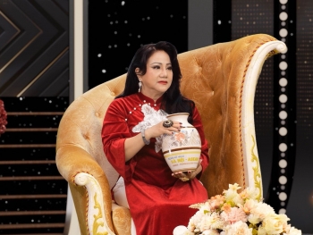 'Nữ hoàng nhạc rock' Ngọc Ánh và chiếc cúp Bát Tràng thay đổi sự nghiệp âm nhạc