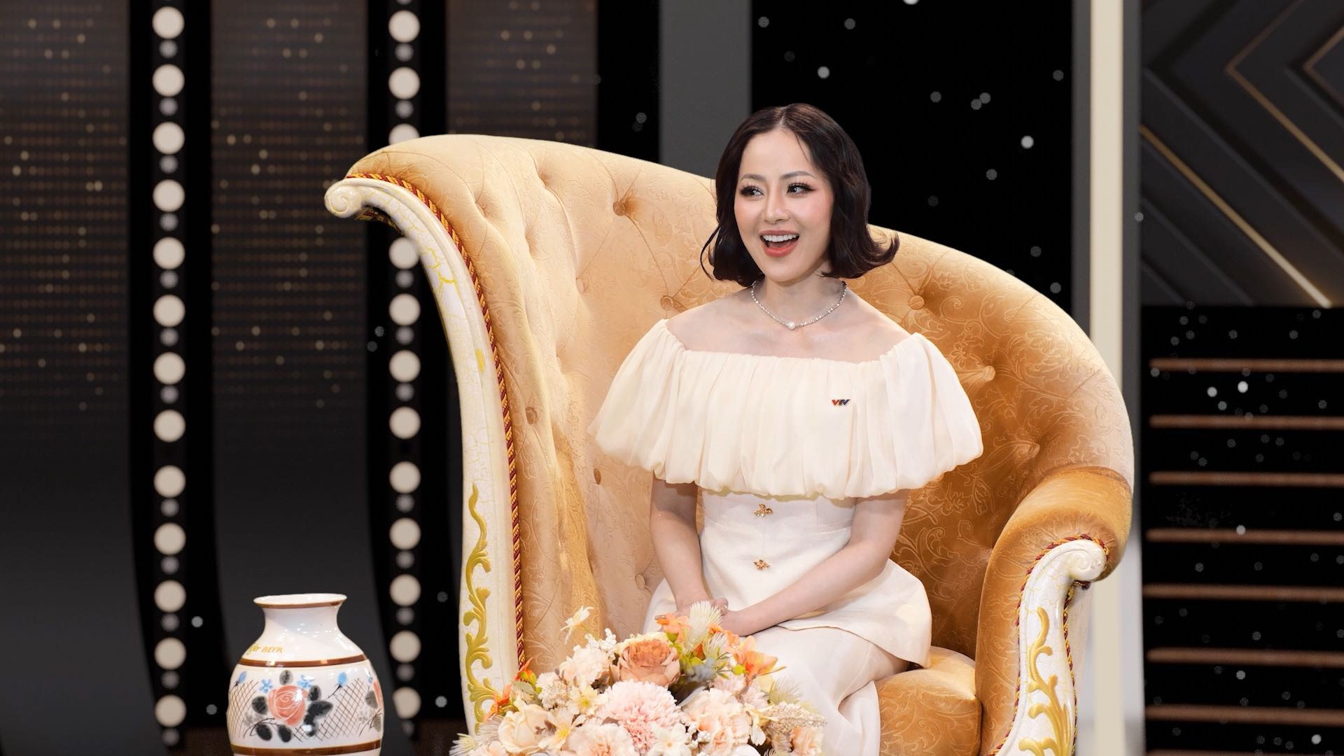 'Nữ hoàng nhạc rock' Ngọc Ánh và chiếc cúp Bát Tràng thay đổi sự nghiệp âm nhạc