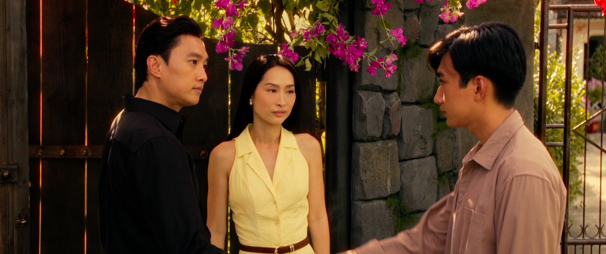 Đẹp và day dứt, 'Một thời ta đã yêu' gây chú ý với trailer và poster chính thức