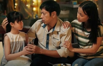(Review) 'Anh Hùng': Câu chuyện gia đình cảm xúc nhưng vụt mất cao trào