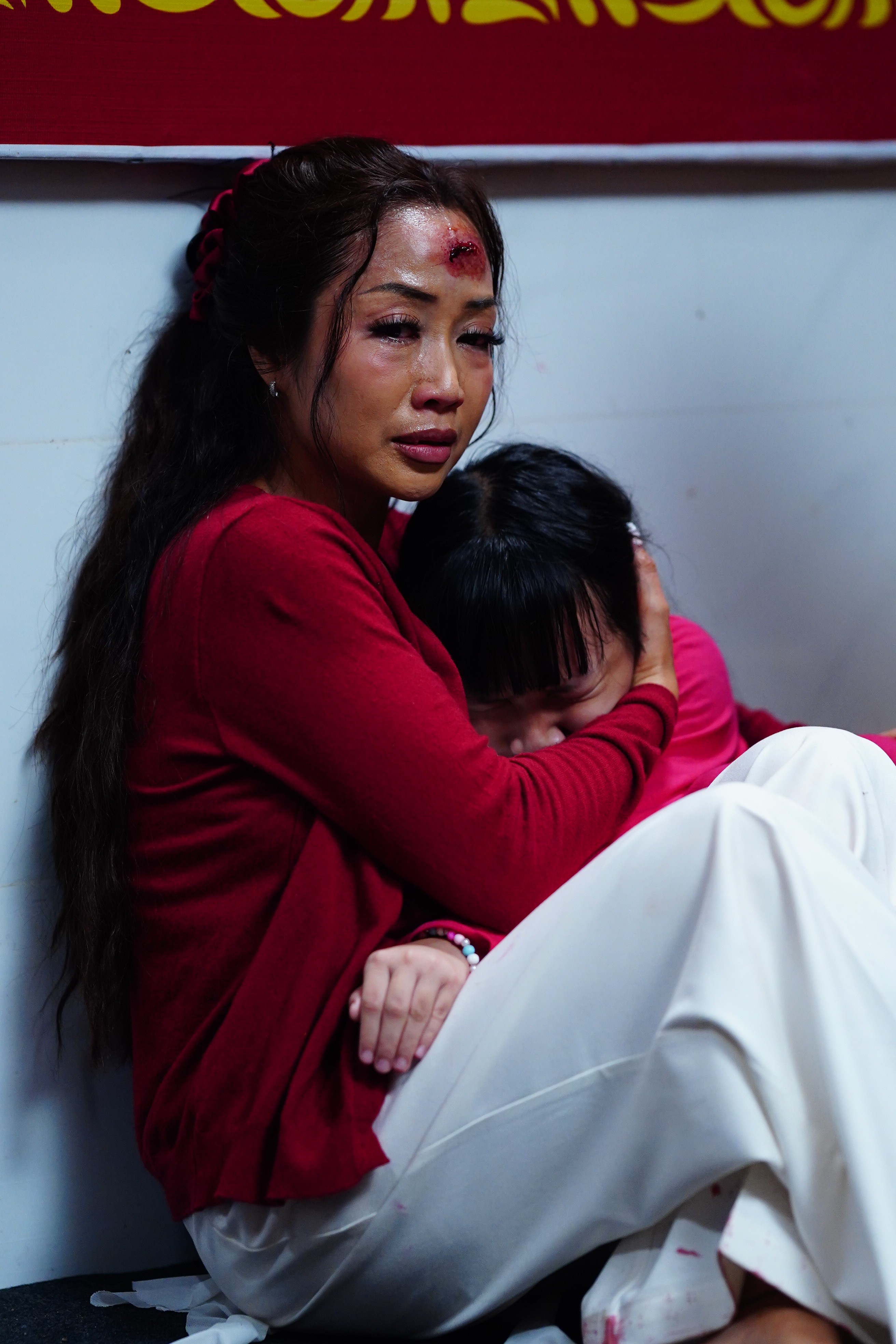 Trần Ngọc Vàng áp lực khi lần đầu vào vai thuần phản diện trong 'Heo năm móng'