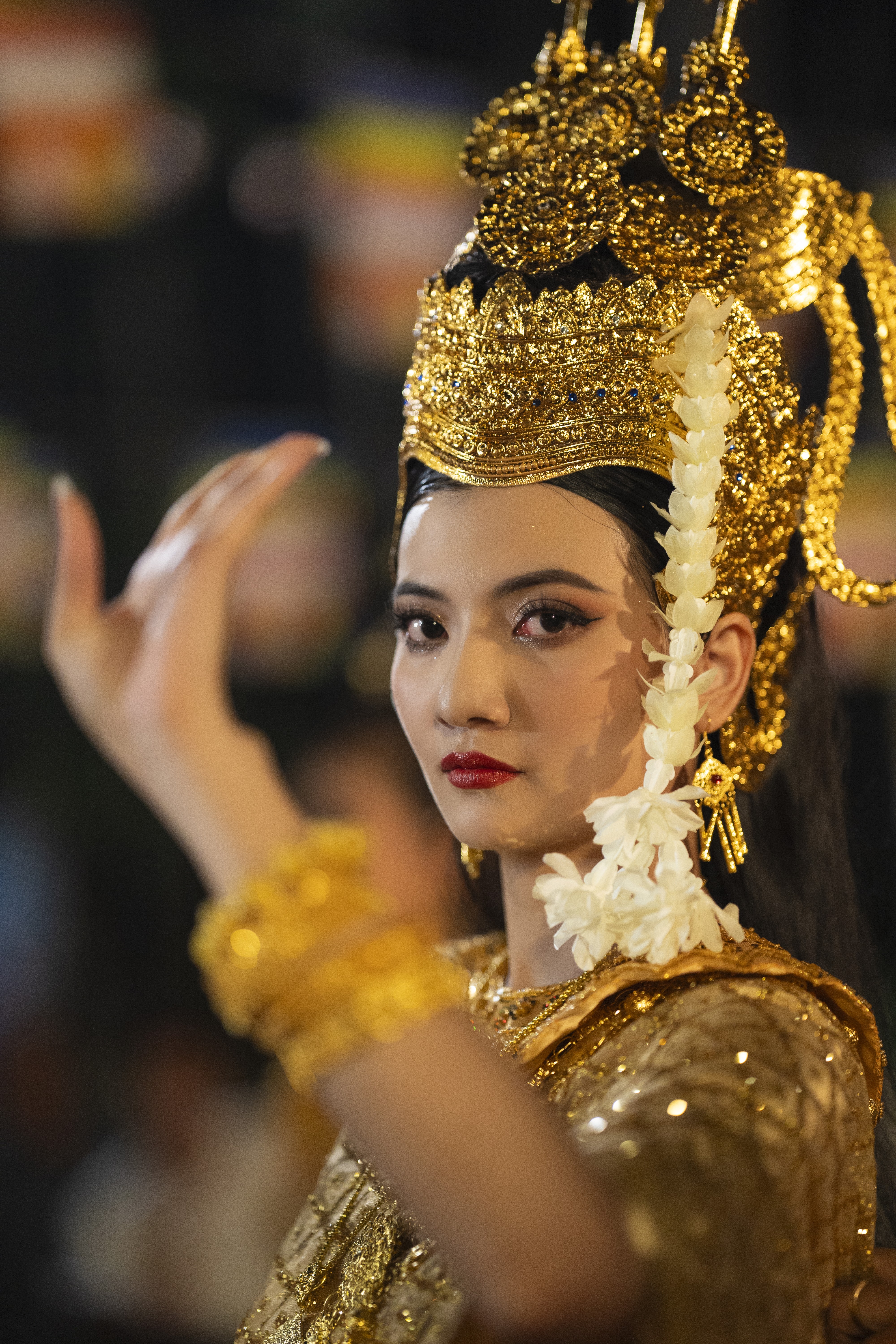 Giải mã những tình tiết ẩn trong 'Heo năm móng'