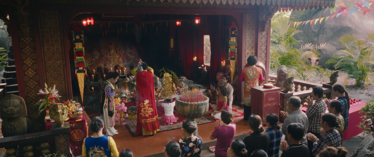 (Review) 'Heo năm móng': Điểm sáng diễn xuất nhưng nỗi sợ chưa đủ 'đô'
