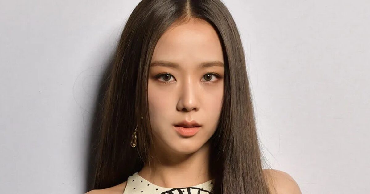 Jisoo (BlackPink) bị stylist tố 'ăn cắp' quần áo