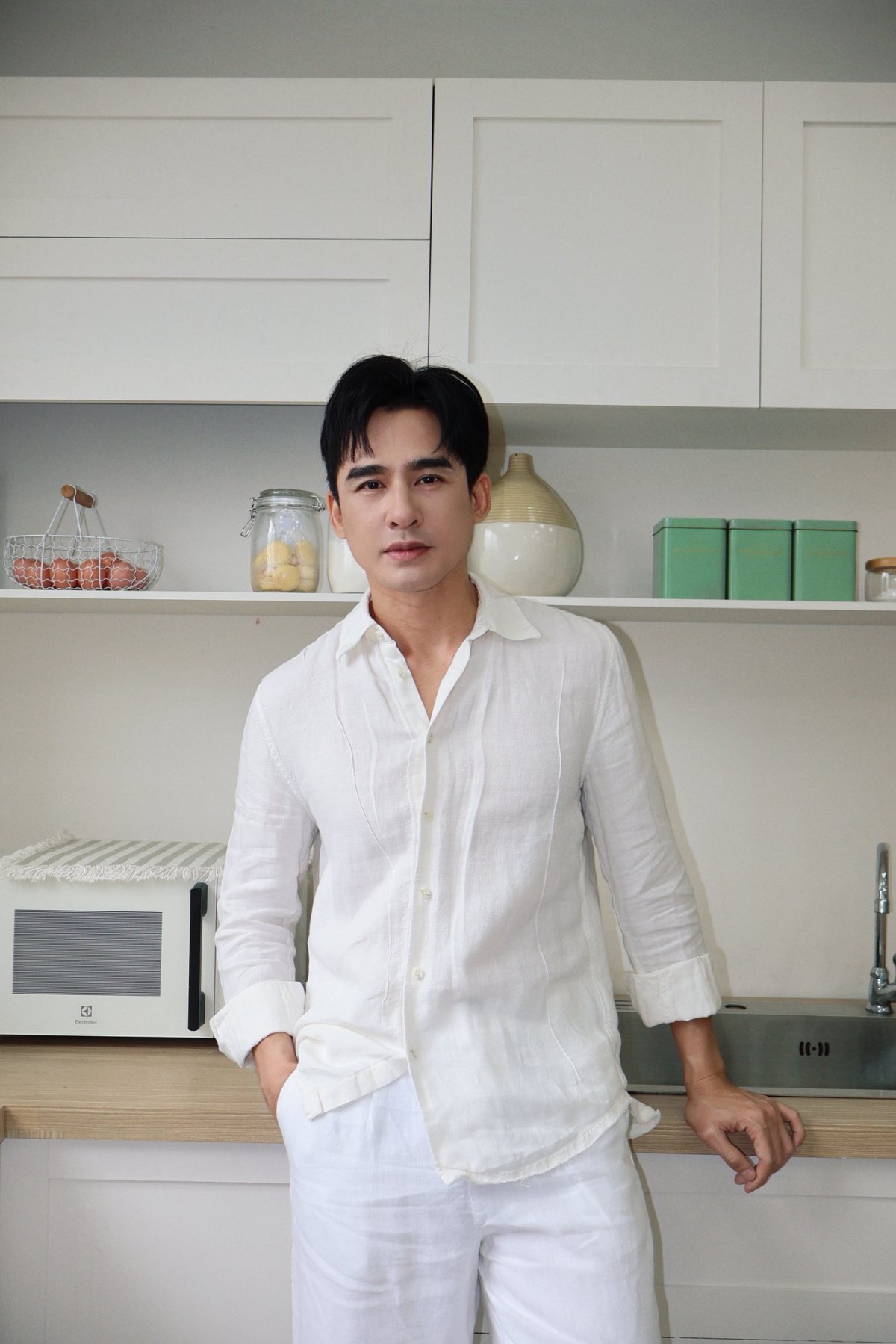 Nam chính Mesdames Thanh Sắc lộ diện: Lương Thế Thành vào vai người đàn ông nắm luật chơi Sài Gòn xưa
