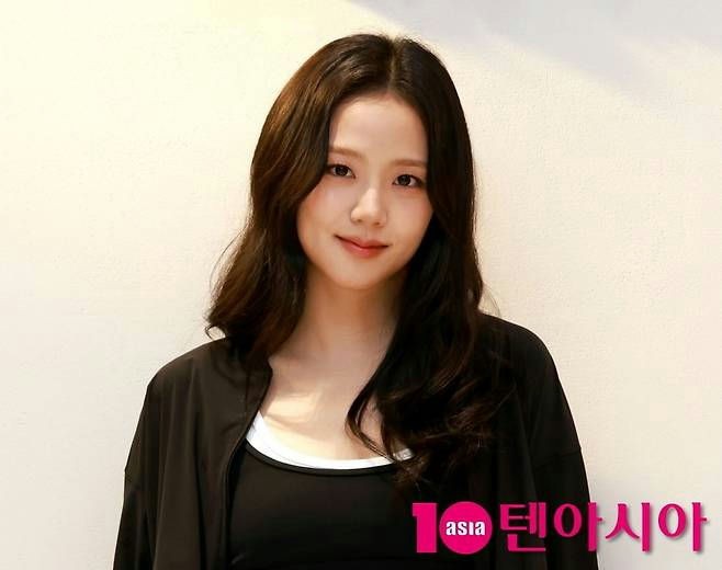 Jisoo (BlackPink) được minh oan trước nghi án 'cướp' đồ nhà tài trợ