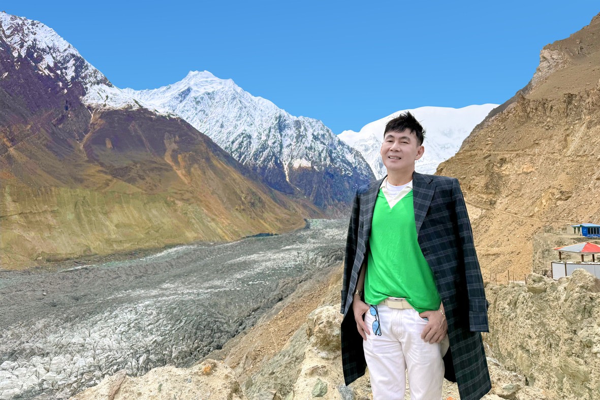 Ca sĩ – Blogger Đoan Trường lãng du giữa mùa xuân cổ tích ở Pakistan