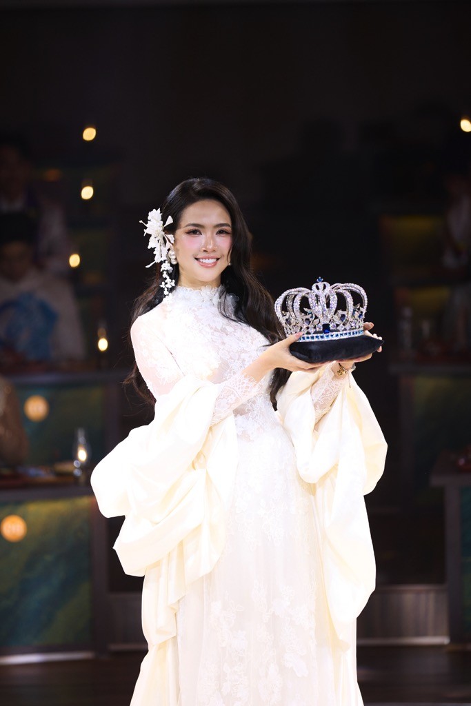 Khởi động cuộc thi 'Miss & Mister Fitness Supermodel World 2026', lấy hình ảnh Phượng hoàng