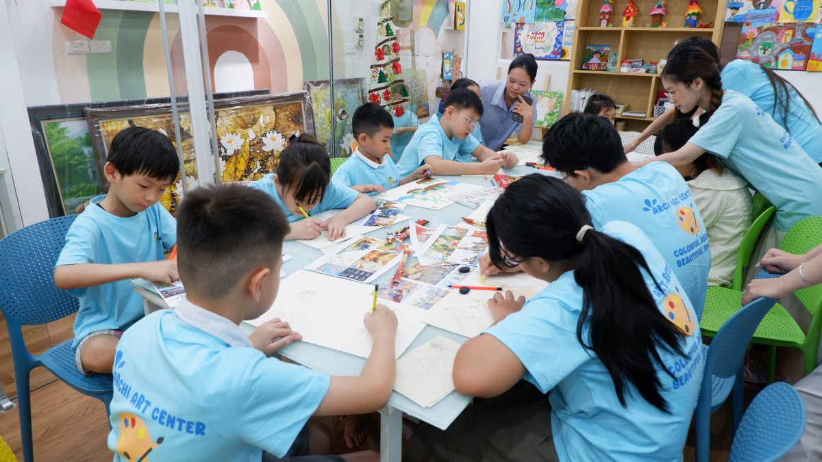 'Họa ánh kì mộng' - Khi truyện dân gian Việt được thắp sáng qua nét vẽ trẻ thơ