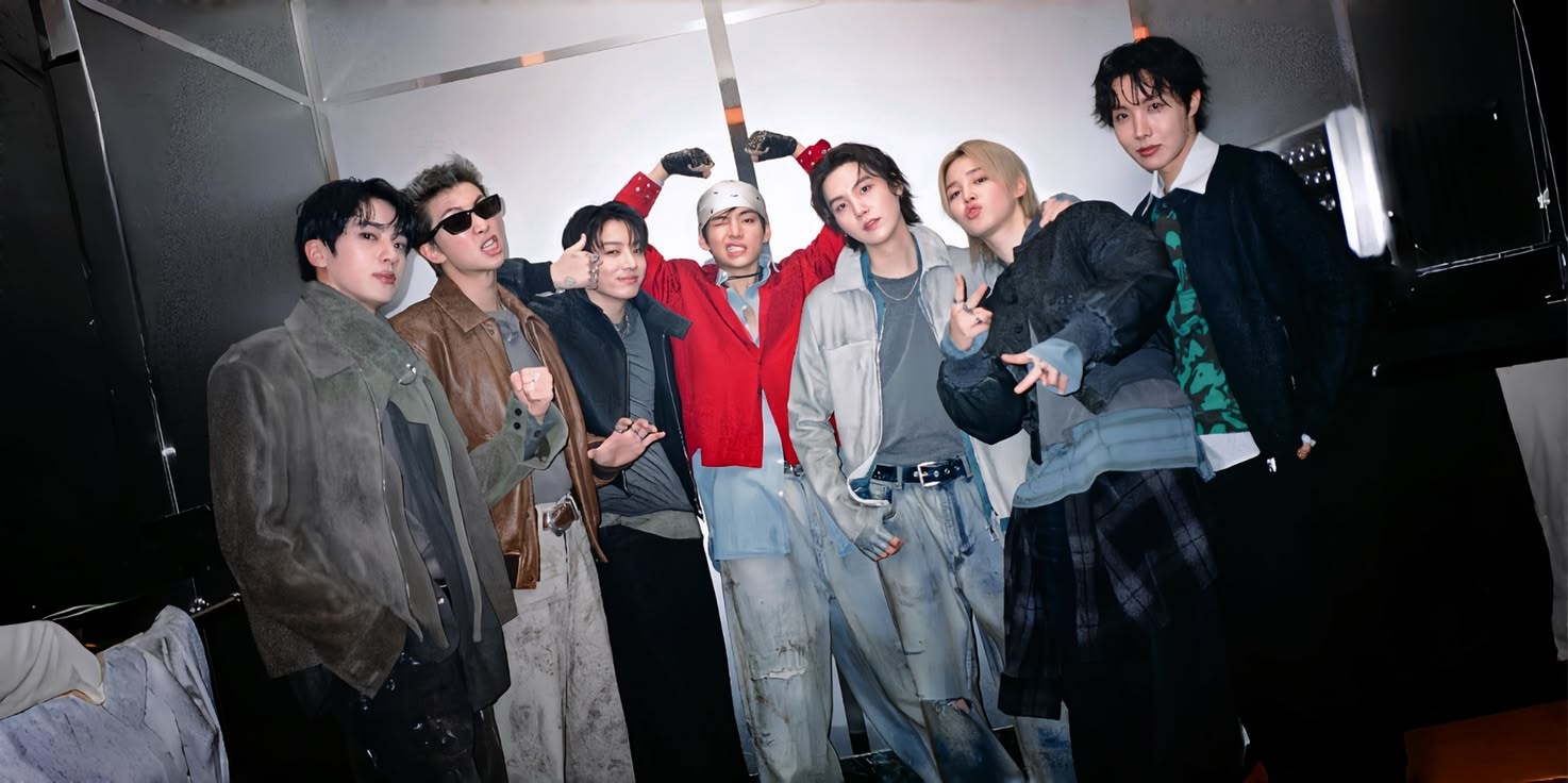 BTS trở thành nhóm nhạc Châu Á duy nhất được vinh danh thành 'Biểu tượng kỉ lục thế giới'.