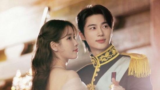 IU và Byun Woo Seok xin lỗi vì tranh cãi xuyên tạc lịch sử của 'Perfect Crown'