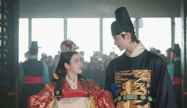 Làn sóng tẩy chay 'Perfect Crown' leo thang, chương trình liên quan bị hủy bỏ
