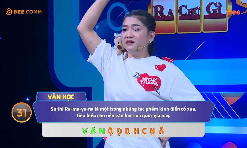 'Úm ba la ra chữ gì?': Trước dàn mỹ nam cao lớn, diễn viên Maika vẫn tự tin 'đối đầu', thắng đậm 45 triệu đồng