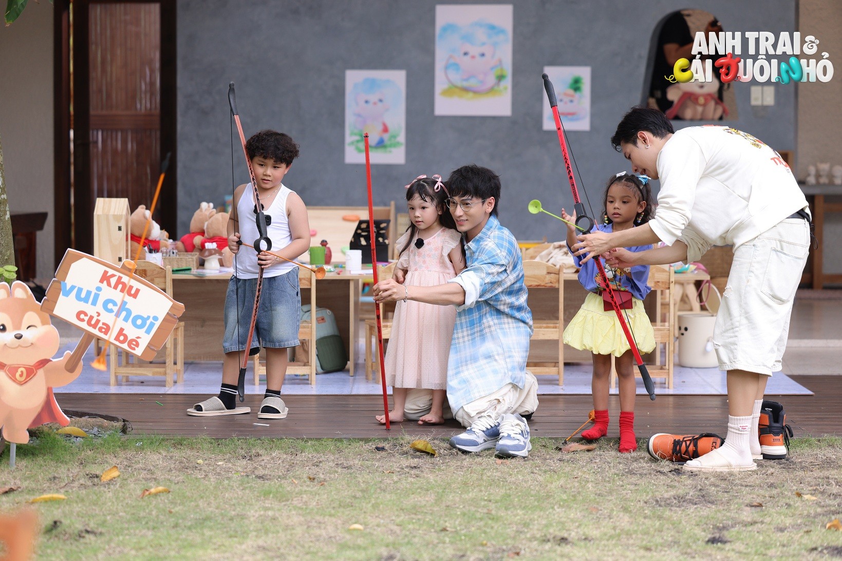 'Anh trai và cái đuôi nhỏ': Anh trai Isaac, Cody Nam Võ, Jsol, Hurrykng hài hước khi lần đầu đọc tâm thư từ phụ huynh
