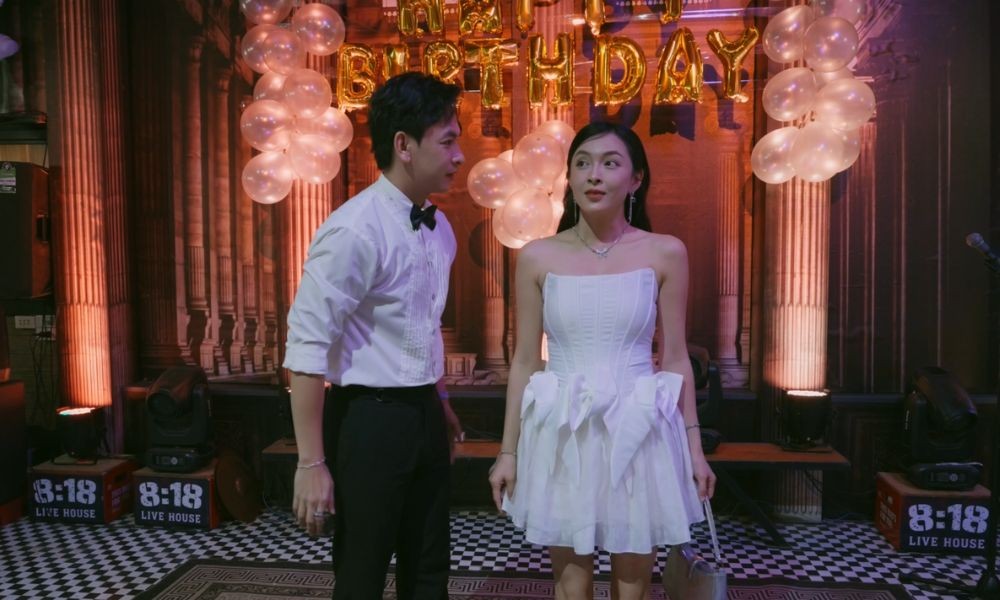 'Soái ca làng hài' Huỳnh Quý gây bất ngờ với vai diễn hai tính cách trong 'Hợp đồng từ thượng đế'