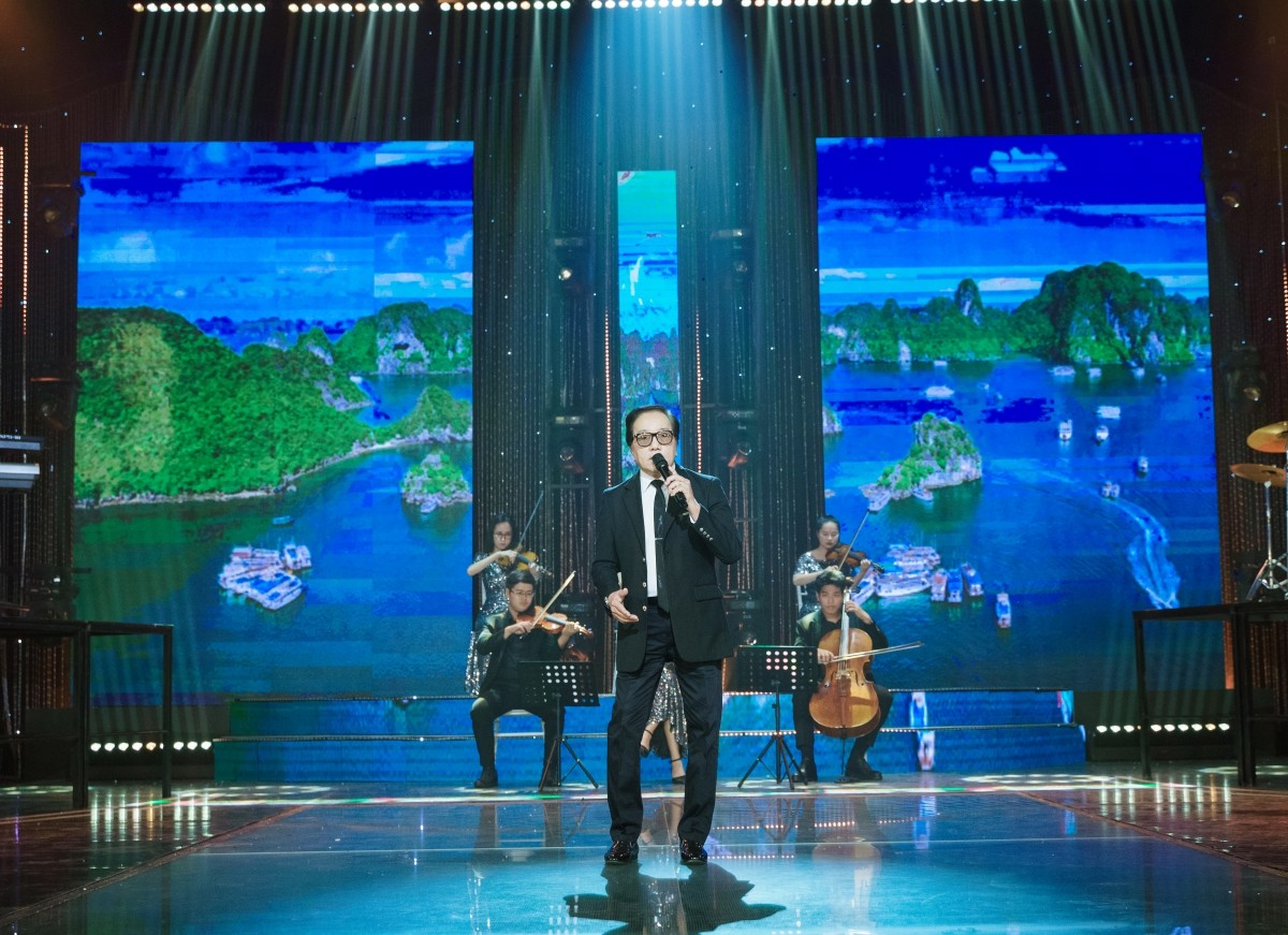 'Giọng ca vượt thời gian' Elvis Phương ra mắt ca khúc mới ở tuổi 81