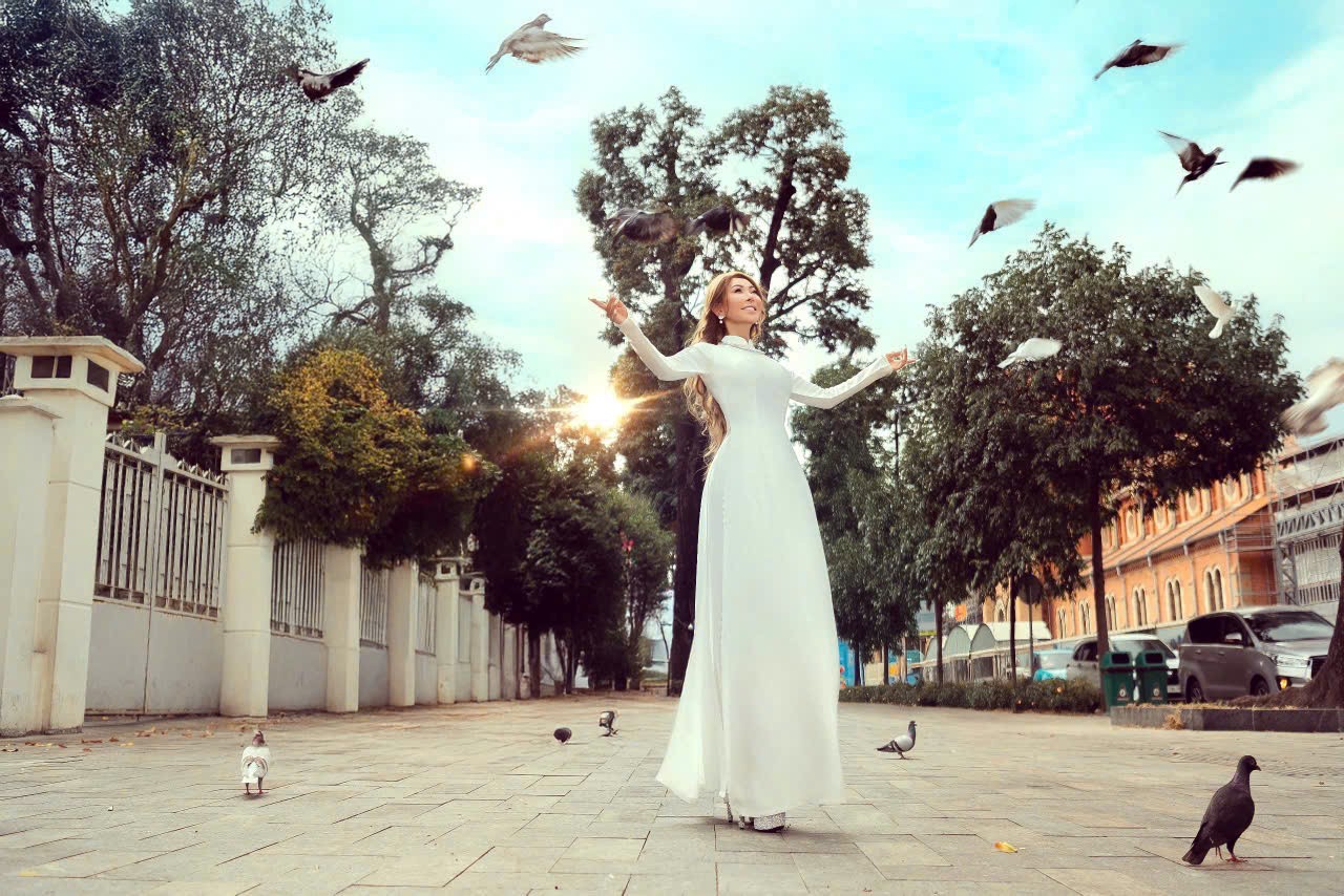 Vân Phạm sẵn sàng bước ra đấu trường quốc tế 'Mrs Tourism Queen International 2026