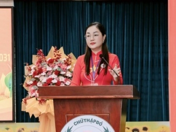 Hoa hậu Hoàng Thanh Nga chính thức trở thành Ủy viên Hội Chữ thập đỏ phường Hòa Hưng