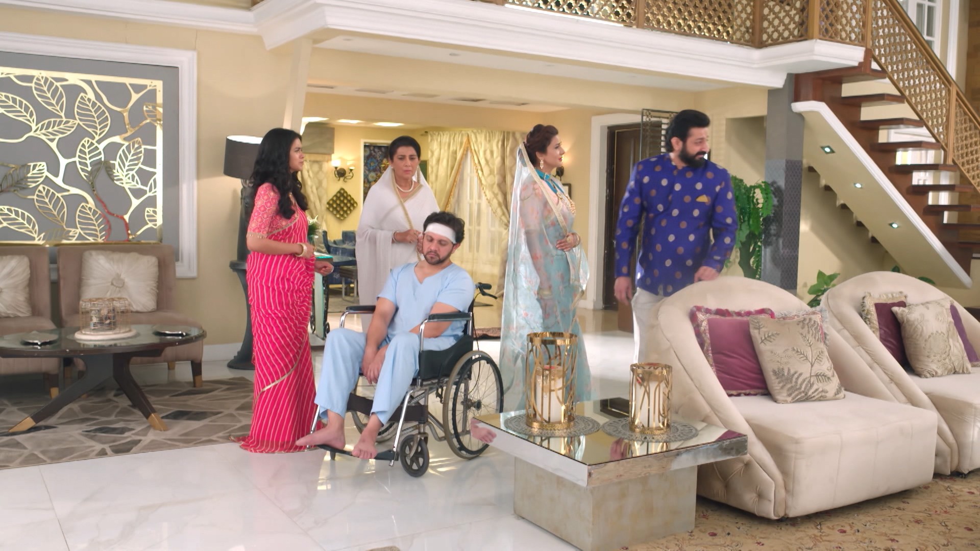 Từ 'soái ca' màn ảnh đến Hoàng tử gia tộc, Fahmaan Khan bùng nổ trong 'Nàng dâu bất đắc dĩ'