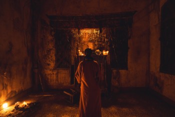 Căn nhà của 'oan hồn Hứa thị' được phục dựng kỳ công trong phim 'Lầu chú Hỏa' như thế nào?