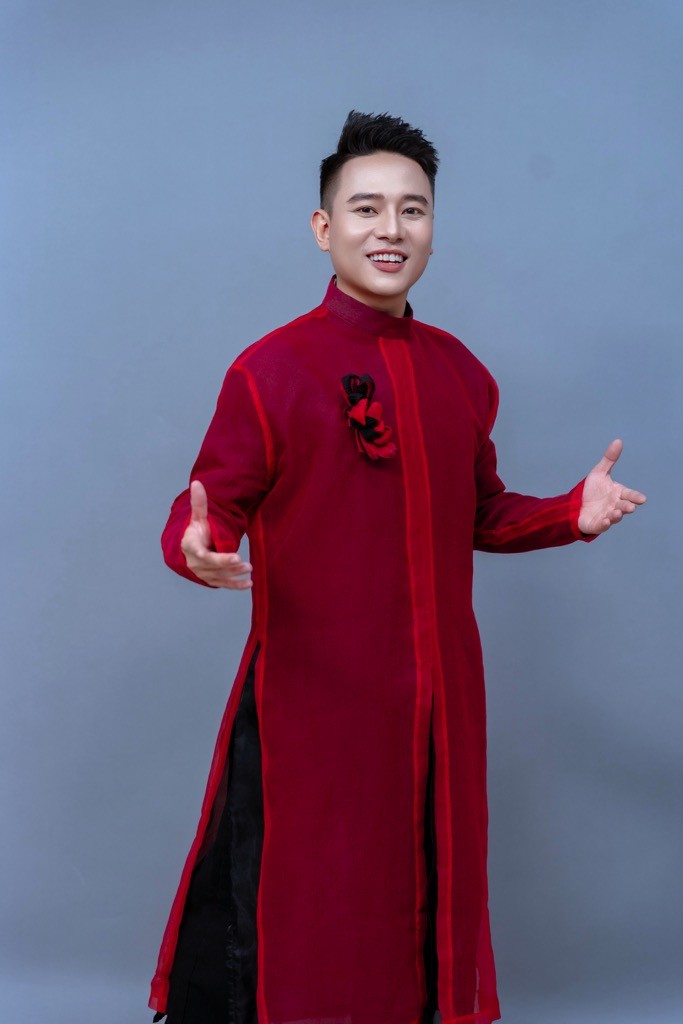 Từ ca sĩ nhí đến hành trình hơn 20 năm bền bỉ với âm nhạc của Quang Hiền