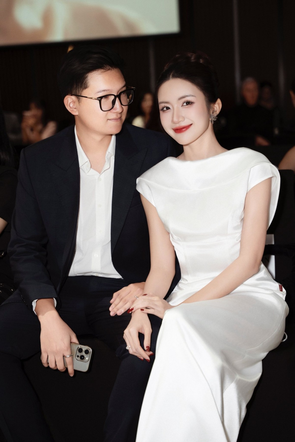 Hành trình đi tìm sự thừa nhận của mỹ nữ Gen Z Nguyễn Ngọc Huyền