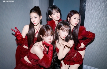 Nhóm nhạc K-pop Le sserafim gửi lời chào khán giả Việt, xác nhận kết hợp cùng bom tấn DC 'Supergirl'