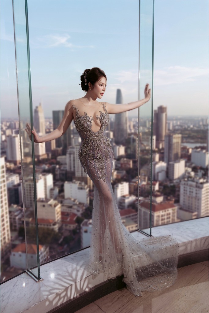Lý Nhã Kỳ tỏa sáng tại 'Miss Cosmo TP. Hồ Chí Minh': Quyền lực, trẻ trung và góc nhìn về Hoa hậu thế hệ mới