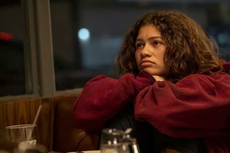 ‘Euphoria’ khép lại với cái kết gây tranh cãi nhưng phản ánh hiện thực đau lòng của tuổi trẻ nước Mỹ